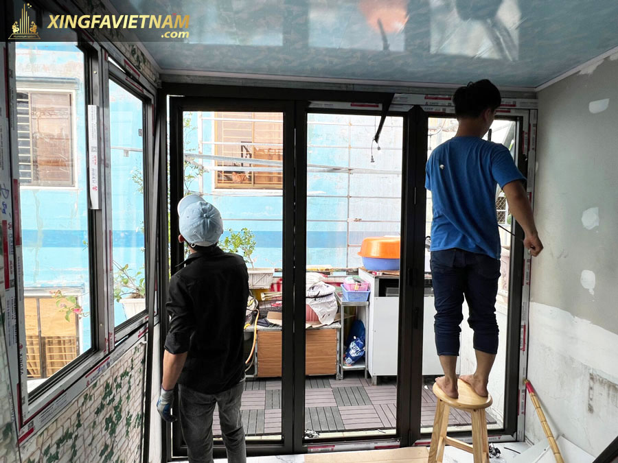 Hình Ảnh Công Trình Lắp Đặt Cửa Nhôm Xingfa Nhà Anh Ngọc Quận 1