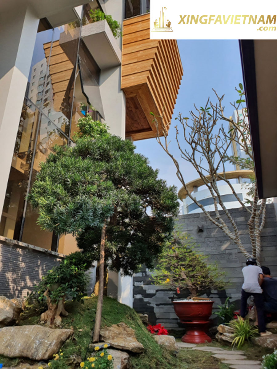 Hình ảnh công trình lắp đặt cửa nhôm Xingfa tại nhà anh Hưng - Quận 7