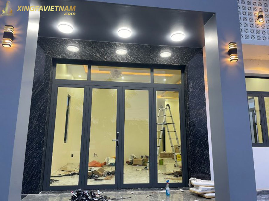 Hình ảnh thi công cửa nhôm tại nhà Chú Minh – Chú Nghĩa