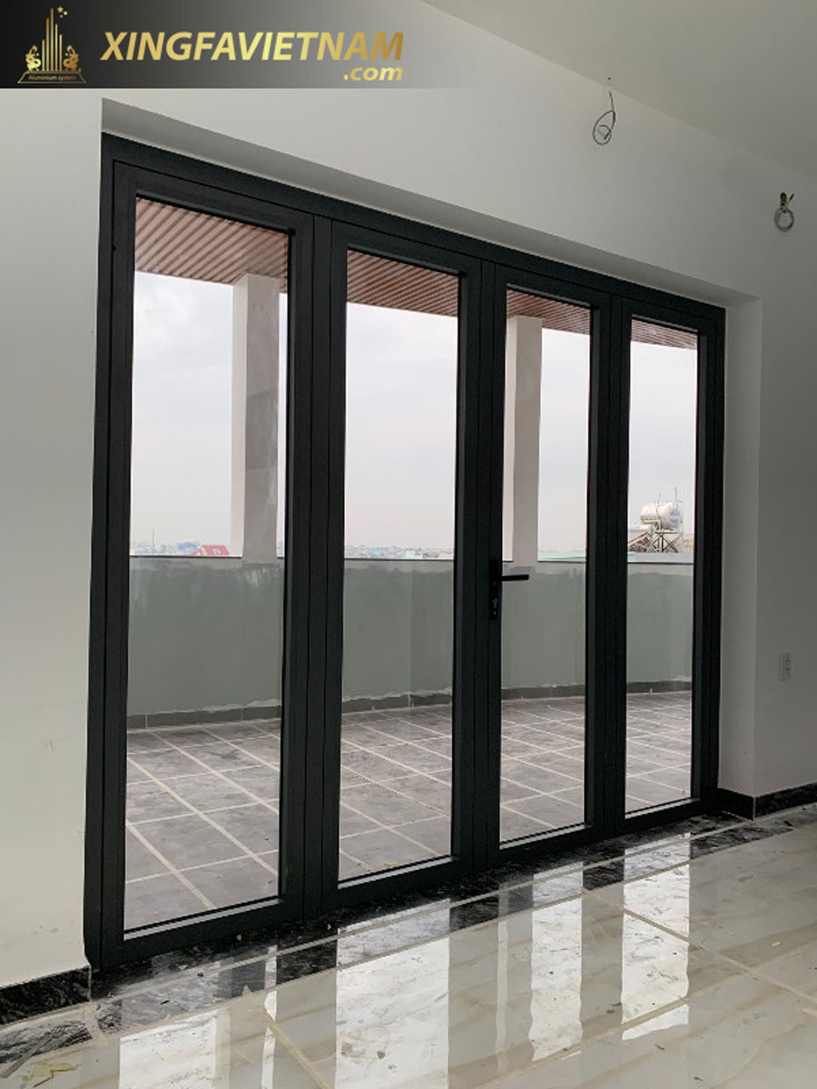 Hình ảnh thi công cửa nhôm tại nhà chị Vi