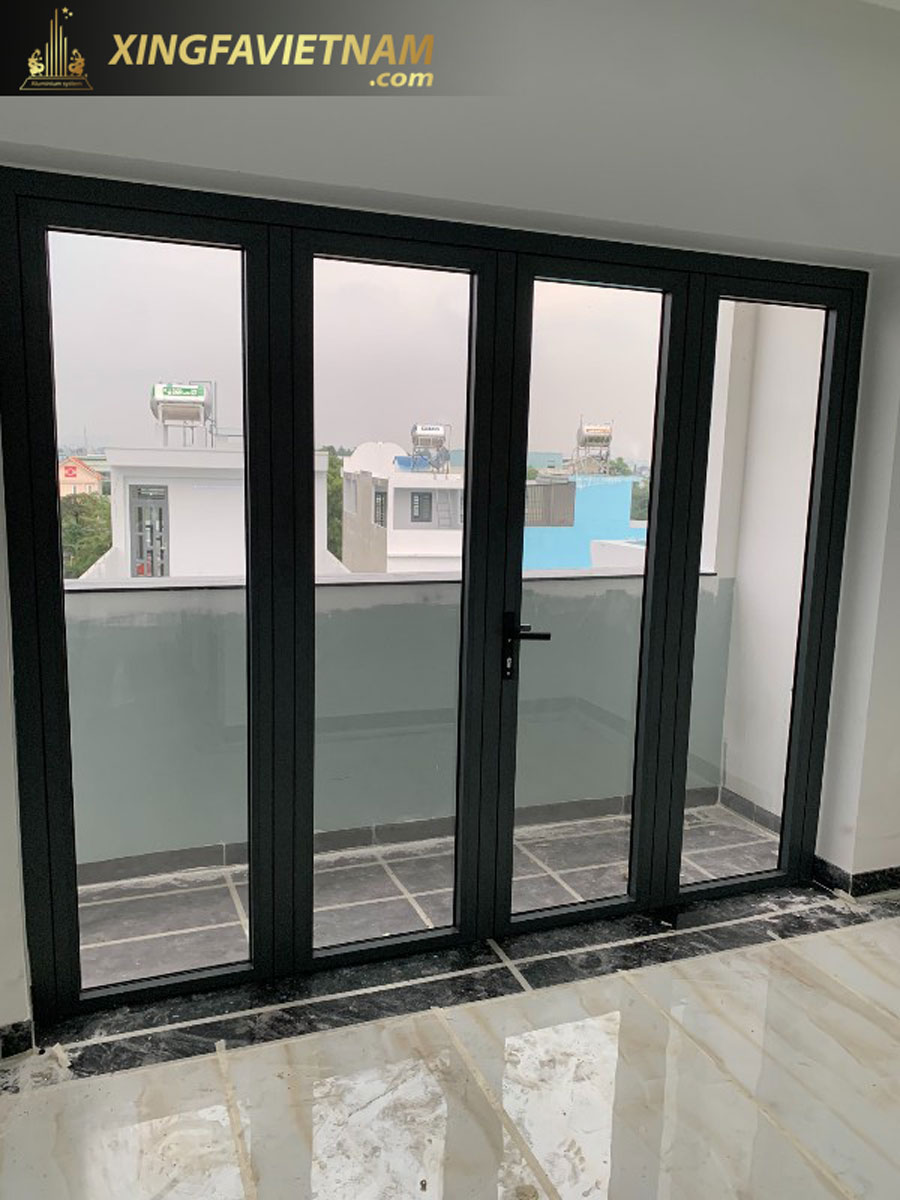 Hình ảnh thi công cửa nhôm tại nhà chị Vi