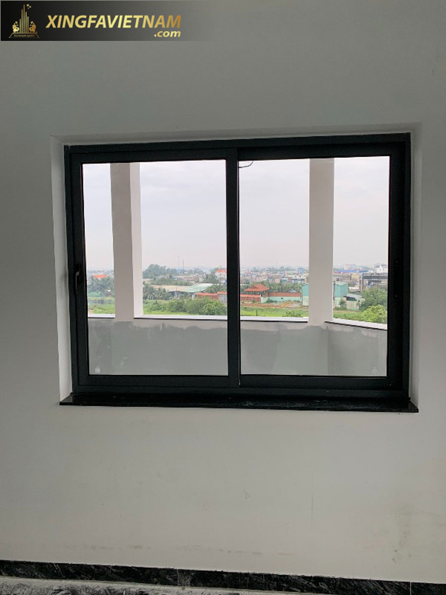 Hình ảnh thi công cửa nhôm tại nhà chị Vi
