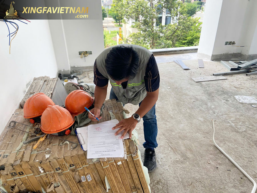 Hình ảnh Nghiệm Thu Và Kí Hợp đồng Bàn Giao