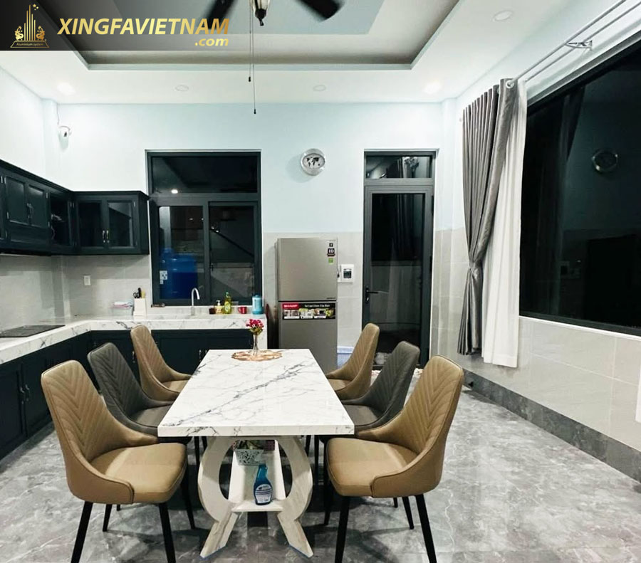 Hình ảnh hoàn thành lắp đặt cửa nhôm Xingfa tại nhà anh Tuấn