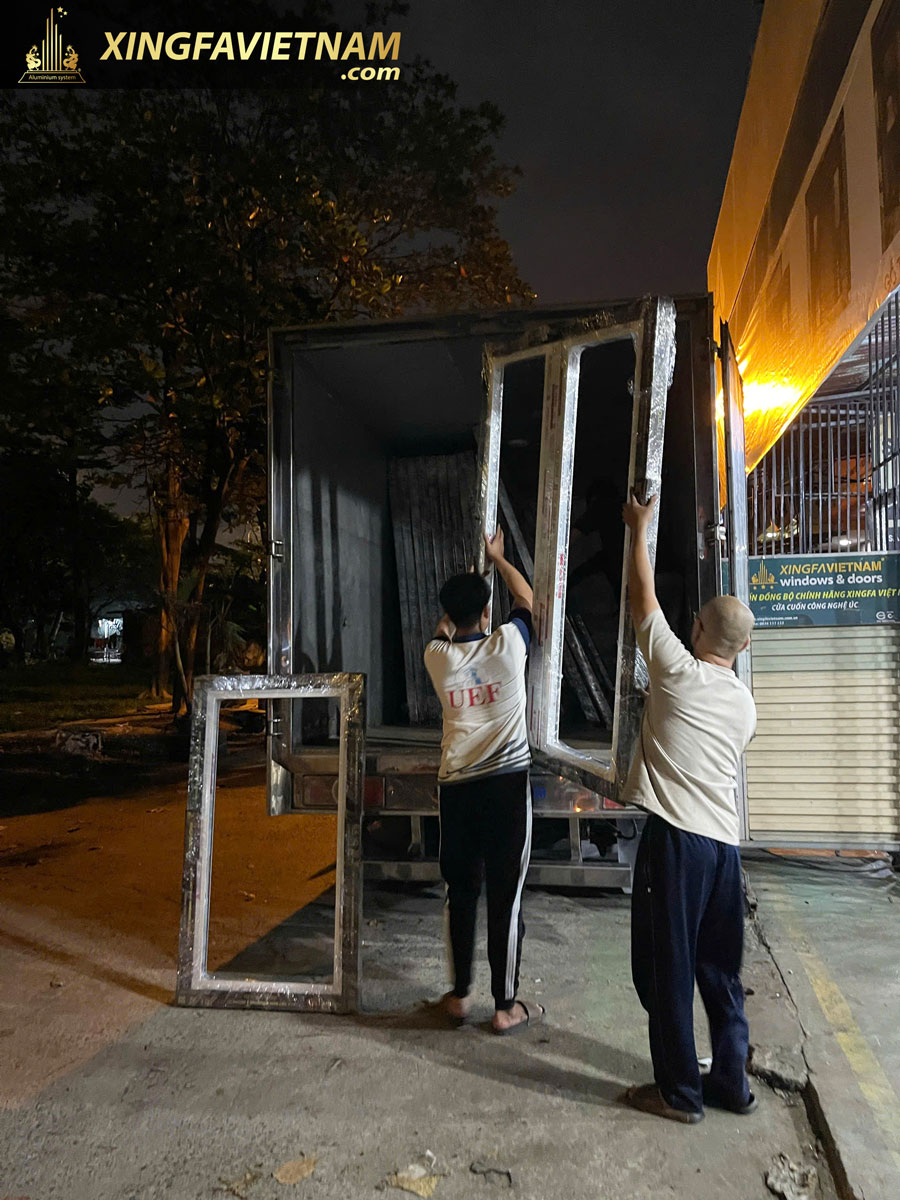Hình ảnh tiến độ sản xuất và vận chuyển hàng đến nhà anh Hùng