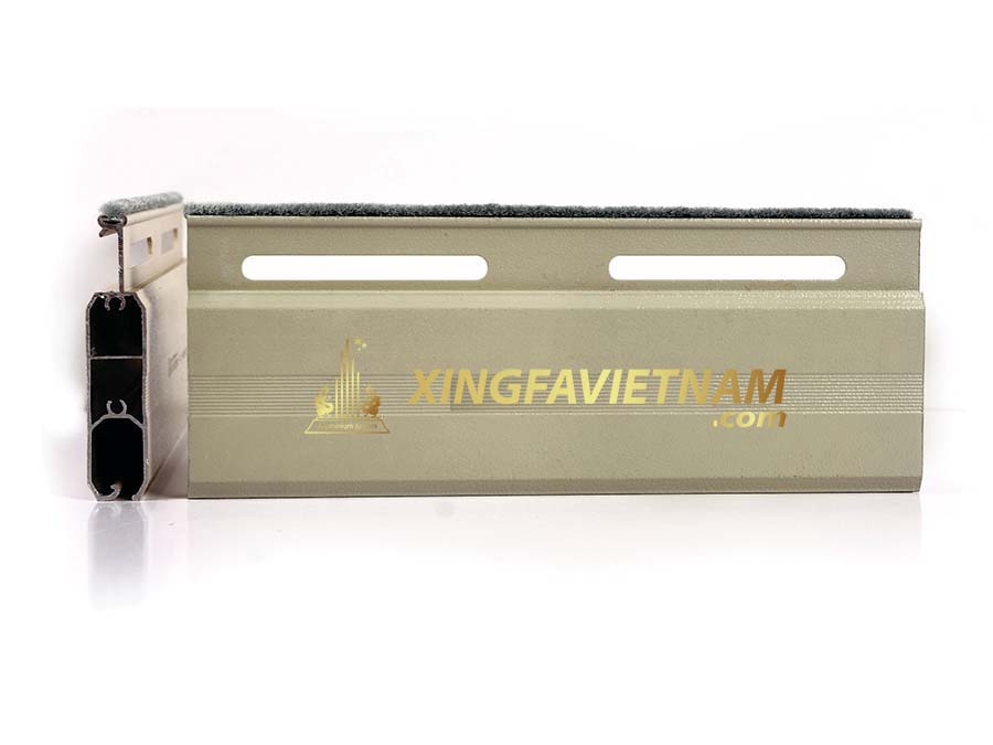 Cửa Cuốn Khe Thoáng Đức Nan Chịu Lực XF 142